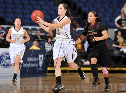 Thumbnail 3 in Alemany vs. Calabasas (CIF SS DIV 3AA Final) photogallery.