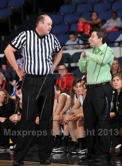 Thumbnail 1 in Alemany vs. Calabasas (CIF SS DIV 3AA Final) photogallery.