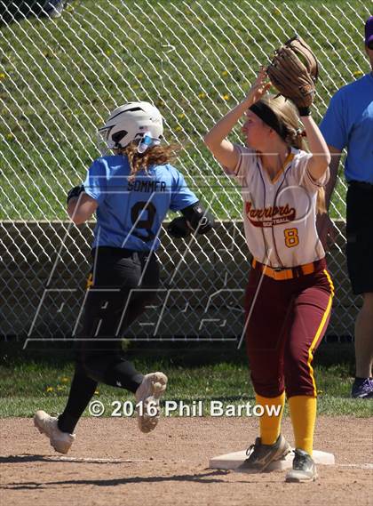 Thumbnail 2 in Bloom-Carroll vs. Westerville North photogallery.