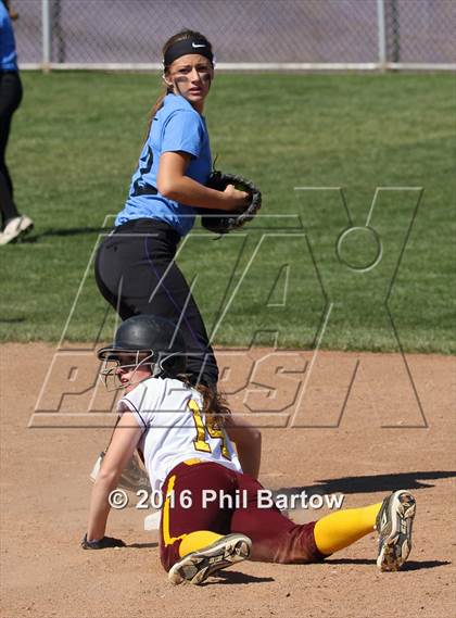 Thumbnail 3 in Bloom-Carroll vs. Westerville North photogallery.