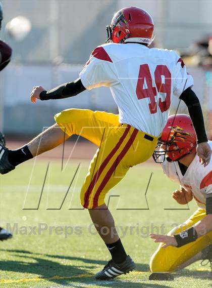 Thumbnail 3 in Coronado vs. Silver Creek (CHSAA 3A Final) photogallery.