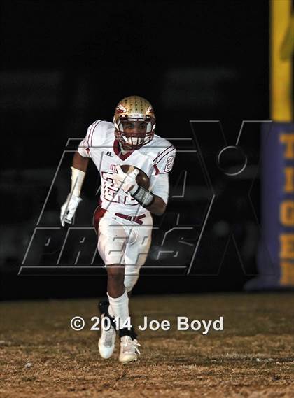 Thumbnail 3 in East Limestone vs. Madison County (AHSAA 5A Quarterfinal) photogallery.