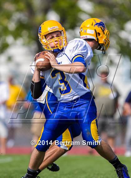 Thumbnail 2 in Lockport vs Kenmore West photogallery.