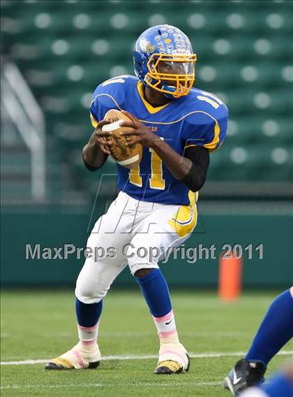 Thumbnail 3 in Irondequoit vs. Brockport (Section 5 Class AA Semifinal) photogallery.