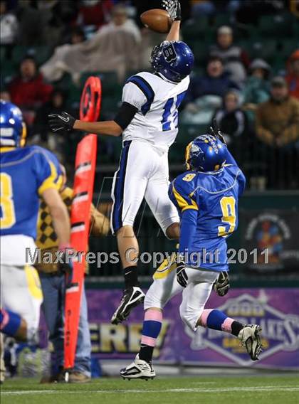 Thumbnail 2 in Irondequoit vs. Brockport (Section 5 Class AA Semifinal) photogallery.