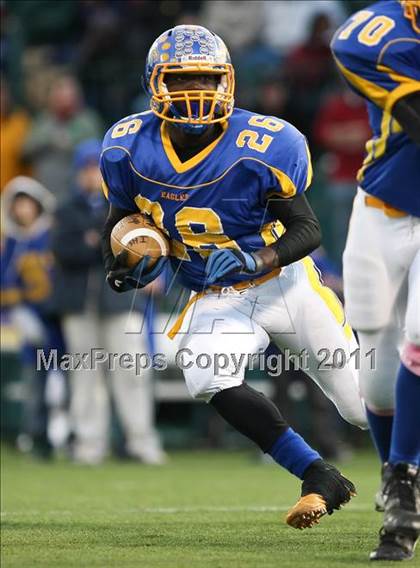 Thumbnail 1 in Irondequoit vs. Brockport (Section 5 Class AA Semifinal) photogallery.
