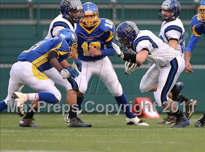 Thumbnail 2 in Irondequoit vs. Brockport (Section 5 Class AA Semifinal) photogallery.