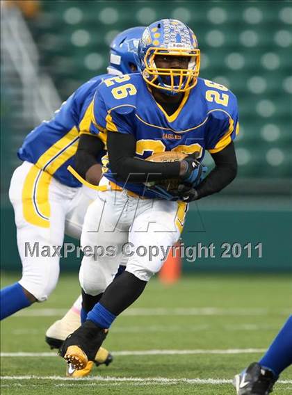 Thumbnail 3 in Irondequoit vs. Brockport (Section 5 Class AA Semifinal) photogallery.