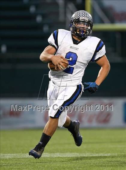 Thumbnail 1 in Irondequoit vs. Brockport (Section 5 Class AA Semifinal) photogallery.