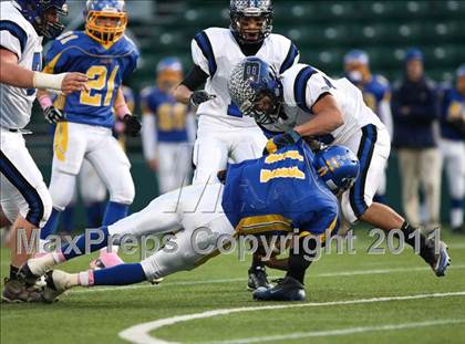 Thumbnail 1 in Irondequoit vs. Brockport (Section 5 Class AA Semifinal) photogallery.
