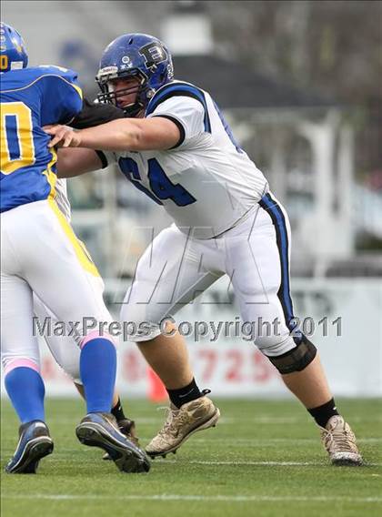 Thumbnail 1 in Irondequoit vs. Brockport (Section 5 Class AA Semifinal) photogallery.