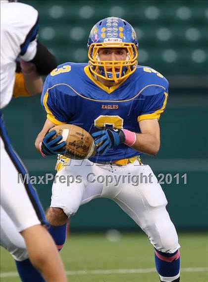 Thumbnail 1 in Irondequoit vs. Brockport (Section 5 Class AA Semifinal) photogallery.