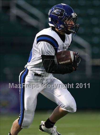 Thumbnail 2 in Irondequoit vs. Brockport (Section 5 Class AA Semifinal) photogallery.
