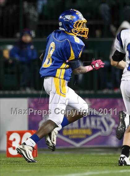 Thumbnail 2 in Irondequoit vs. Brockport (Section 5 Class AA Semifinal) photogallery.