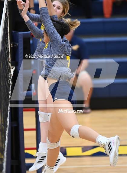 Thumbnail 3 in Cypress Ranch vs Cypress Woods photogallery.