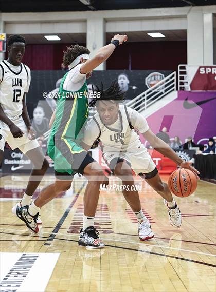 Thumbnail 1 in Long Island Lutheran vs. AZ Compass Prep (Spalding Hoophall Classic) photogallery.