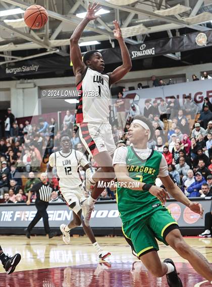 Thumbnail 2 in Long Island Lutheran vs. AZ Compass Prep (Spalding Hoophall Classic) photogallery.