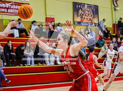 Thumbnail 1 in Montgomery @ Cardinal Newman photogallery.