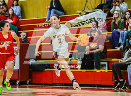 Thumbnail 1 in Montgomery @ Cardinal Newman photogallery.