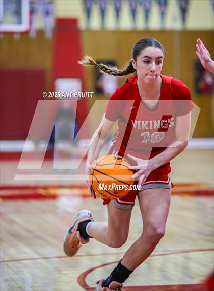 Thumbnail 1 in Montgomery @ Cardinal Newman photogallery.