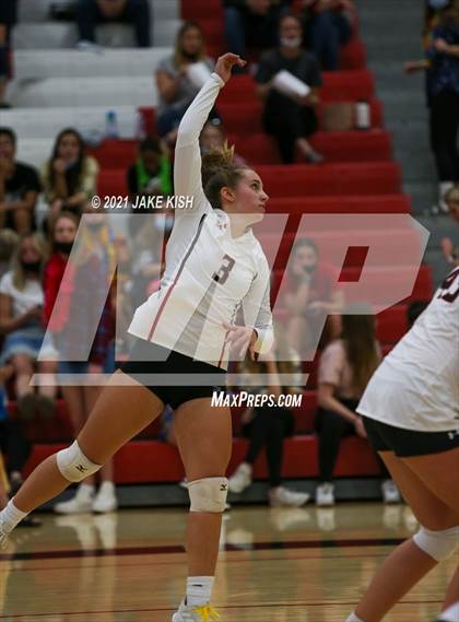 Thumbnail 3 in JV Red River vs. Devils Lake photogallery.