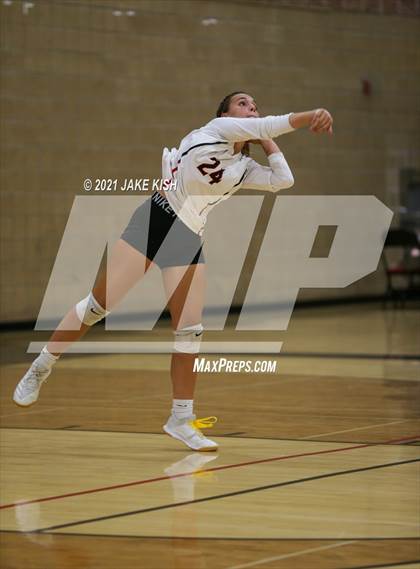 Thumbnail 2 in JV Red River vs. Devils Lake photogallery.