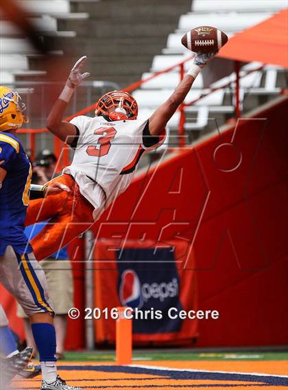 Thumbnail 2 in Mexico @ Cazenovia (Kickoff Classic) photogallery.