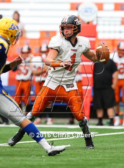 Thumbnail 2 in Mexico @ Cazenovia (Kickoff Classic) photogallery.