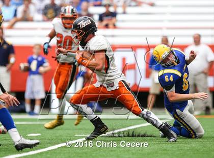 Thumbnail 3 in Mexico @ Cazenovia (Kickoff Classic) photogallery.