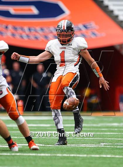 Thumbnail 2 in Mexico @ Cazenovia (Kickoff Classic) photogallery.