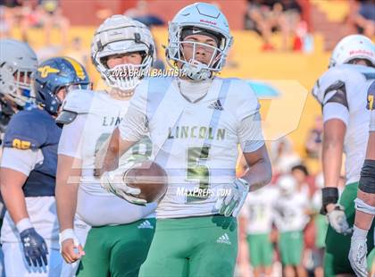 Thumbnail 1 in Lincoln @ Punahou photogallery.