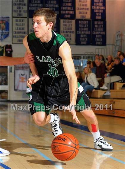 Thumbnail 3 in Dana Hills vs. Thousand Oaks (MaxPreps Holiday Classic) photogallery.