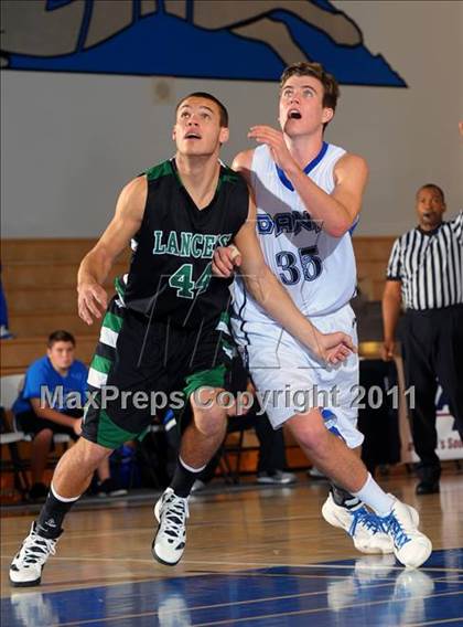 Thumbnail 1 in Dana Hills vs. Thousand Oaks (MaxPreps Holiday Classic) photogallery.