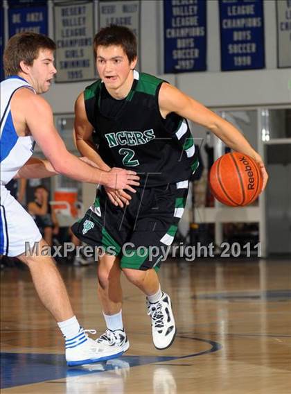 Thumbnail 3 in Dana Hills vs. Thousand Oaks (MaxPreps Holiday Classic) photogallery.