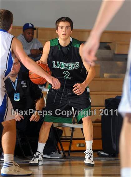 Thumbnail 2 in Dana Hills vs. Thousand Oaks (MaxPreps Holiday Classic) photogallery.