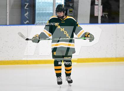 Thumbnail 1 in Hamden @ Simsbury photogallery.
