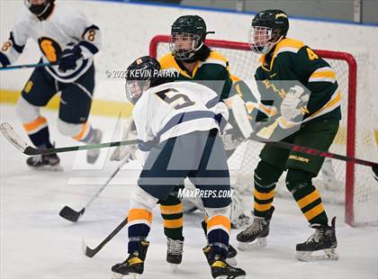Thumbnail 1 in Hamden @ Simsbury photogallery.