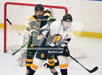 Thumbnail 1 in Hamden @ Simsbury photogallery.