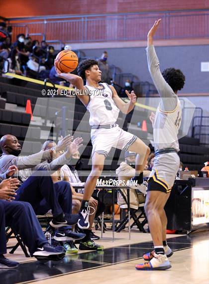 Thumbnail 3 in Wheeler vs. Marietta (New Years Classic) photogallery.