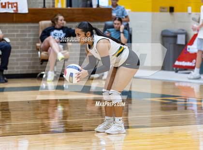 Thumbnail 2 in Beaumont United @ East Chambers photogallery.