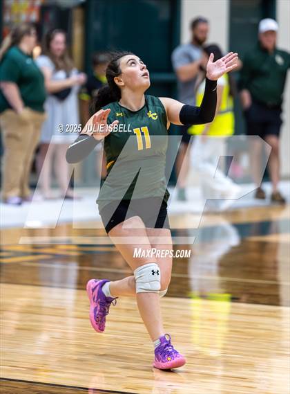 Thumbnail 3 in Beaumont United @ East Chambers photogallery.