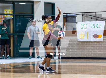 Thumbnail 1 in Beaumont United @ East Chambers photogallery.