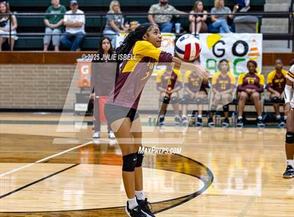 Thumbnail 3 in Beaumont United @ East Chambers photogallery.