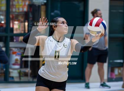 Thumbnail 2 in Beaumont United @ East Chambers photogallery.