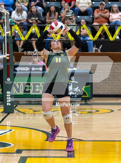 Thumbnail 3 in Beaumont United @ East Chambers photogallery.