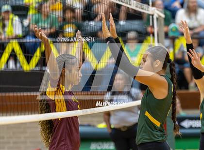 Thumbnail 3 in Beaumont United @ East Chambers photogallery.