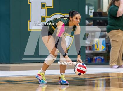 Thumbnail 1 in Beaumont United @ East Chambers photogallery.