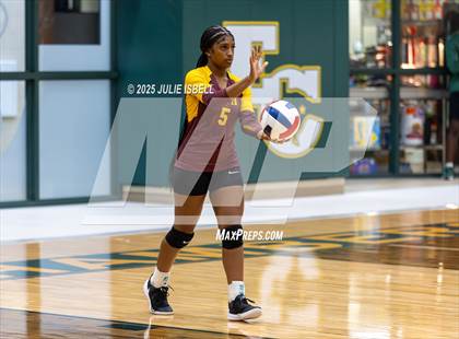 Thumbnail 2 in Beaumont United @ East Chambers photogallery.