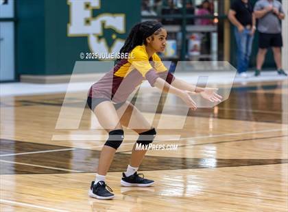 Thumbnail 1 in Beaumont United @ East Chambers photogallery.