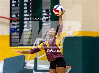 Thumbnail 3 in Beaumont United @ East Chambers photogallery.